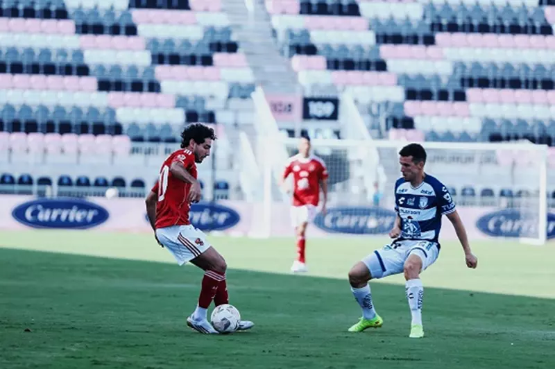 الأهلي يواجه هزيمة مفاجئة أمام باتشوكا في مباراة ودية ضمن التحضير لكأس العالم للأندية (فيديو) الأهلي يواجه هزيمة مفاجئة أمام باتشوكا في مباراة ودية ضمن التحضير لكأس العالم للأندية (فيديو)