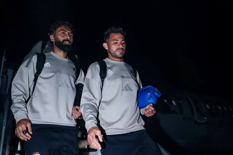بعثة الأهلي تصل نيو جيرسي استعدادًا لمواجهة بالميراس بعثة الأهلي تصل نيو جيرسي استعدادًا لمواجهة بالميراس