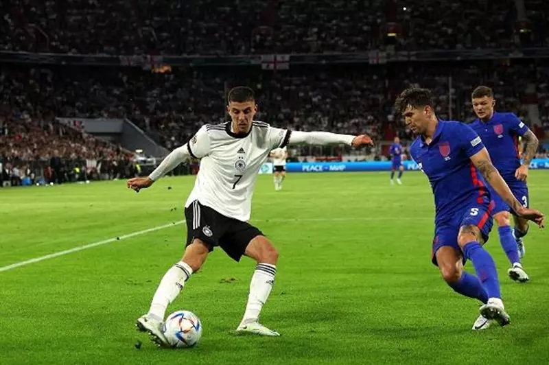جون ستونز ينضم لمعسكر منتخب إنجلترا في إطار برنامج تأهيلي متميز جون ستونز ينضم لمعسكر منتخب إنجلترا في إطار برنامج تأهيلي متميز