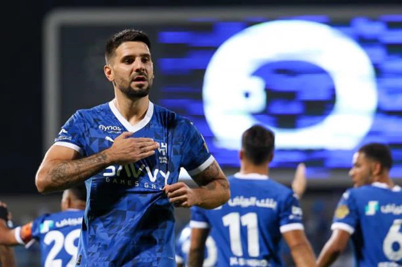 إنزاجي يستبعد ميتروفيتش من حساباته استعداداً لرحيله عن الهلال إنزاجي يستبعد ميتروفيتش من حساباته استعداداً لرحيله عن الهلال
